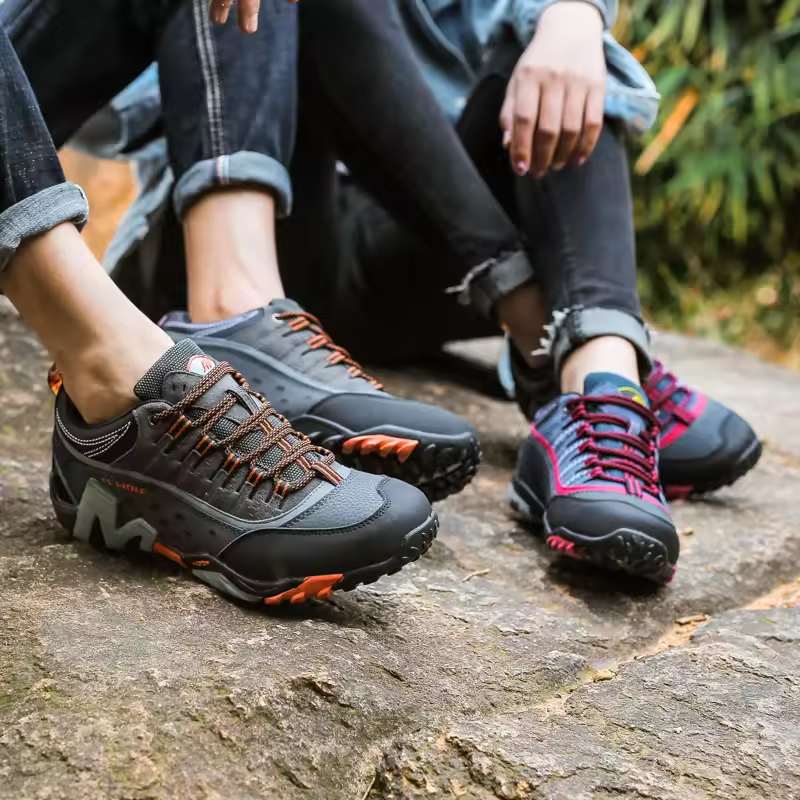 Genuine Leather Hiking Shoes Men Waterproof Outdoor Couple Trekking Shoes Non Slip Climbing Sports Shoes Men Sneakers