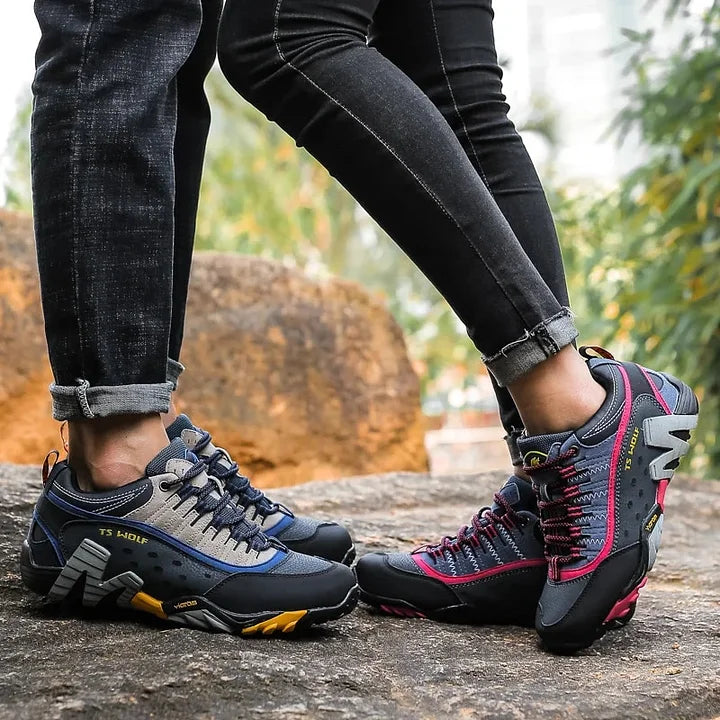 Hiking Shoes Breathable Anti-skid Rock Climbing Shoes Man High Quality Couple Trekking Trail Sneakers